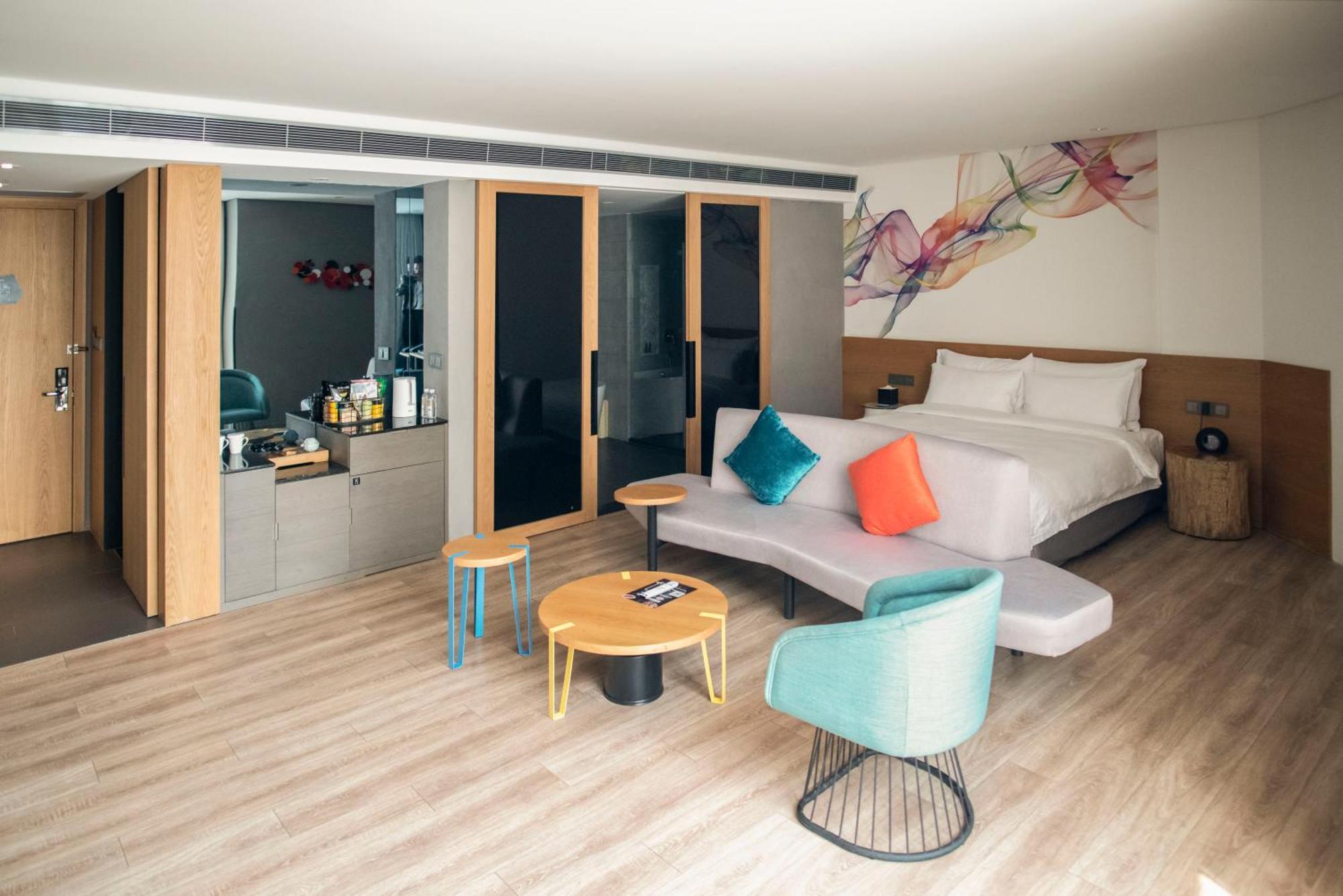M Hotel Zhengzhou Bagian luar foto