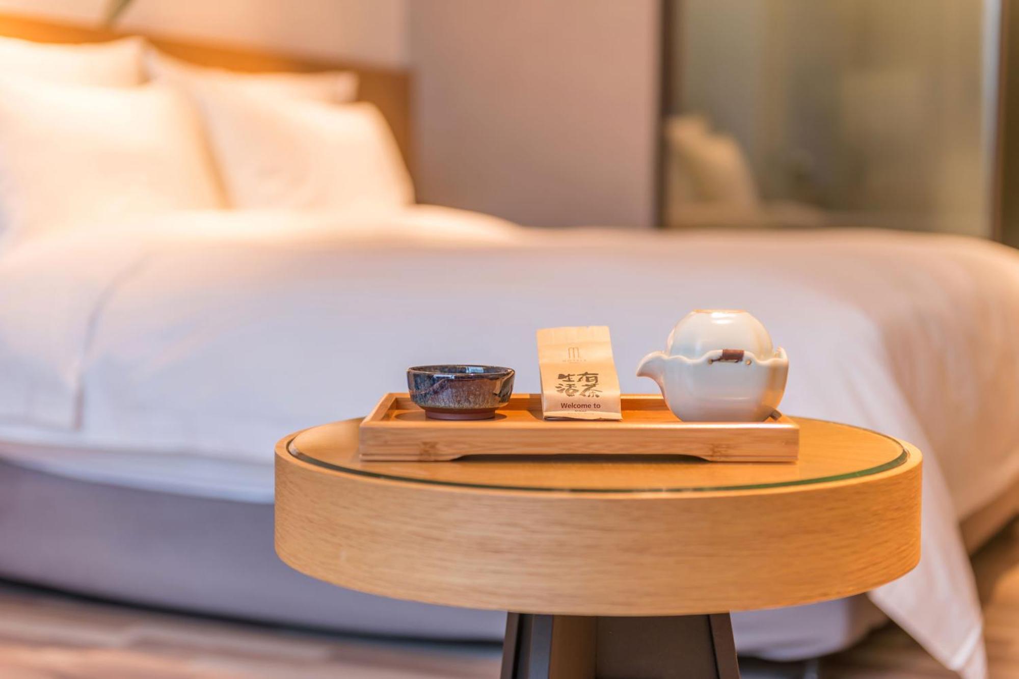 M Hotel Zhengzhou Bagian luar foto