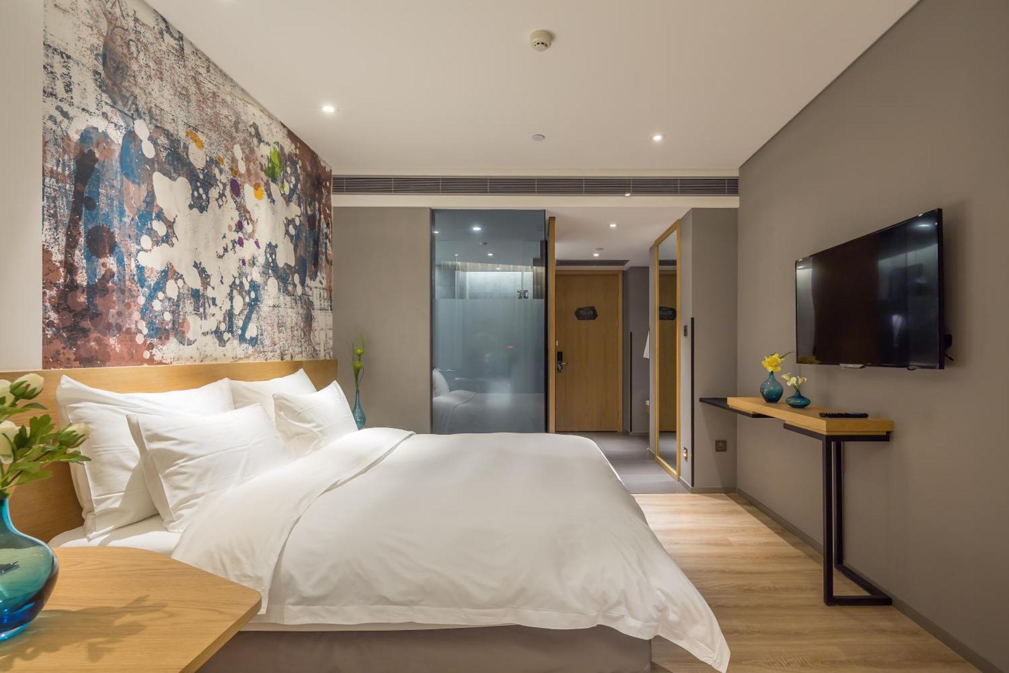 M Hotel Zhengzhou Bagian luar foto