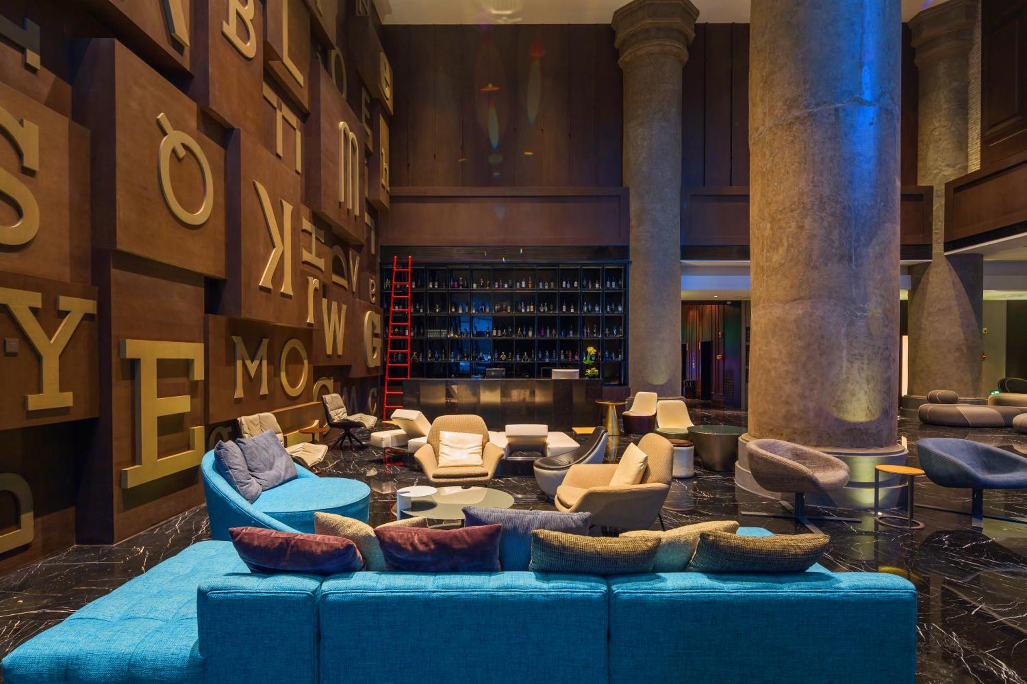 M Hotel Zhengzhou Bagian luar foto