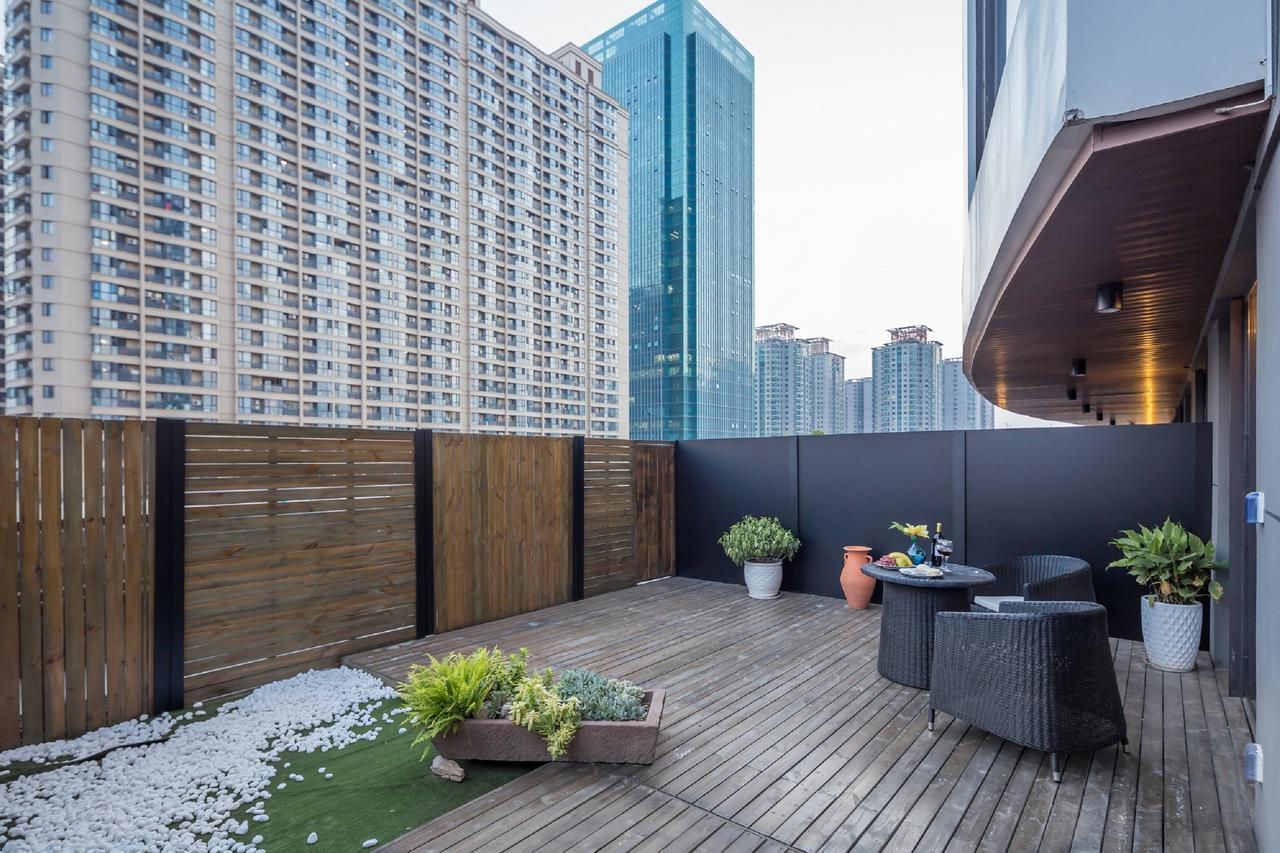 M Hotel Zhengzhou Bagian luar foto