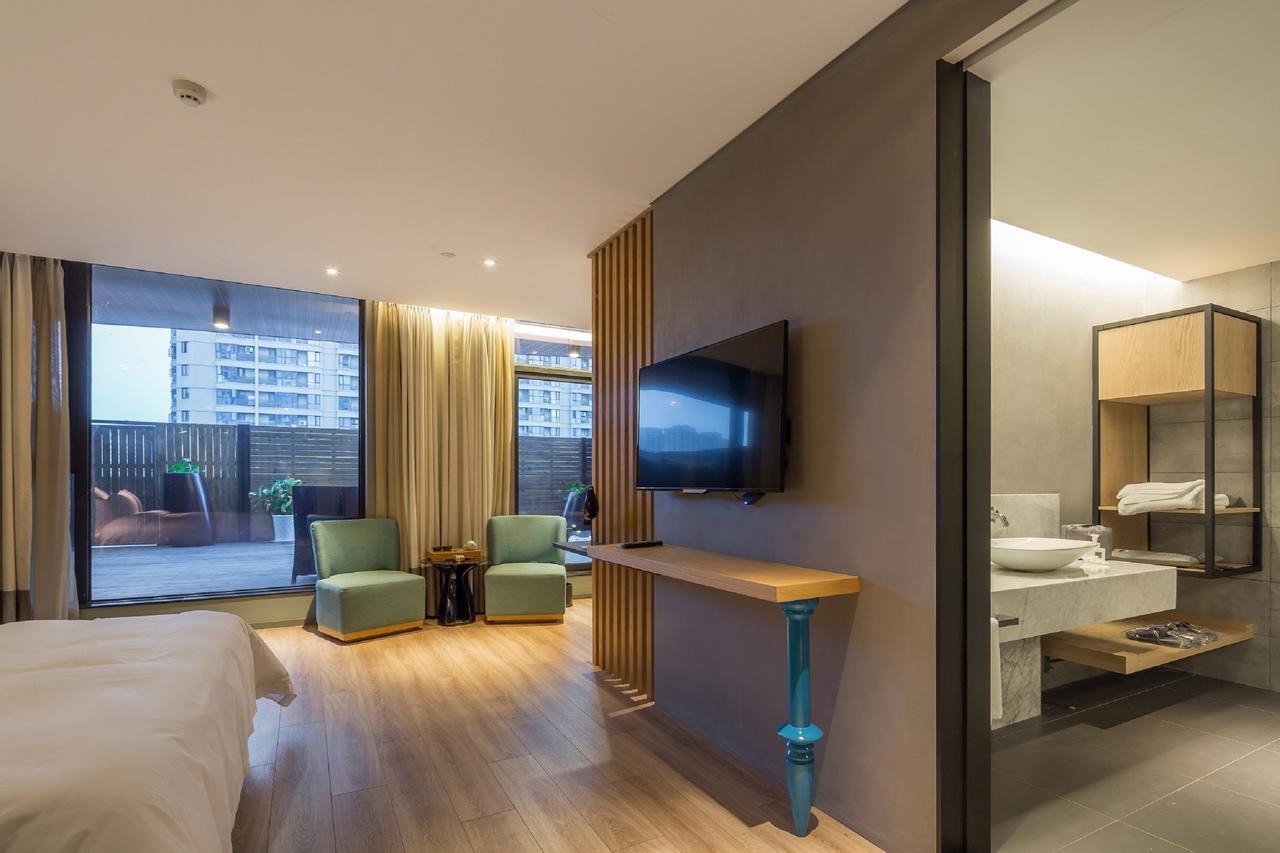 M Hotel Zhengzhou Bagian luar foto